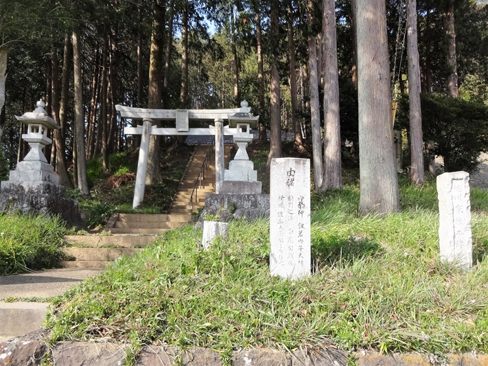 【B-AC004a16】徳川家康本陣跡（八剱神社）〔長篠古戦場〕