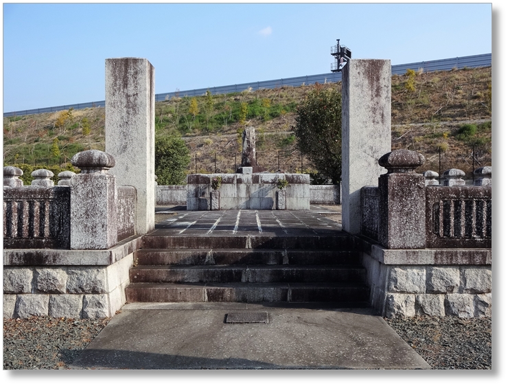 【K-AC030】鳥居強右衛門勝商墓所〔新昌寺〕